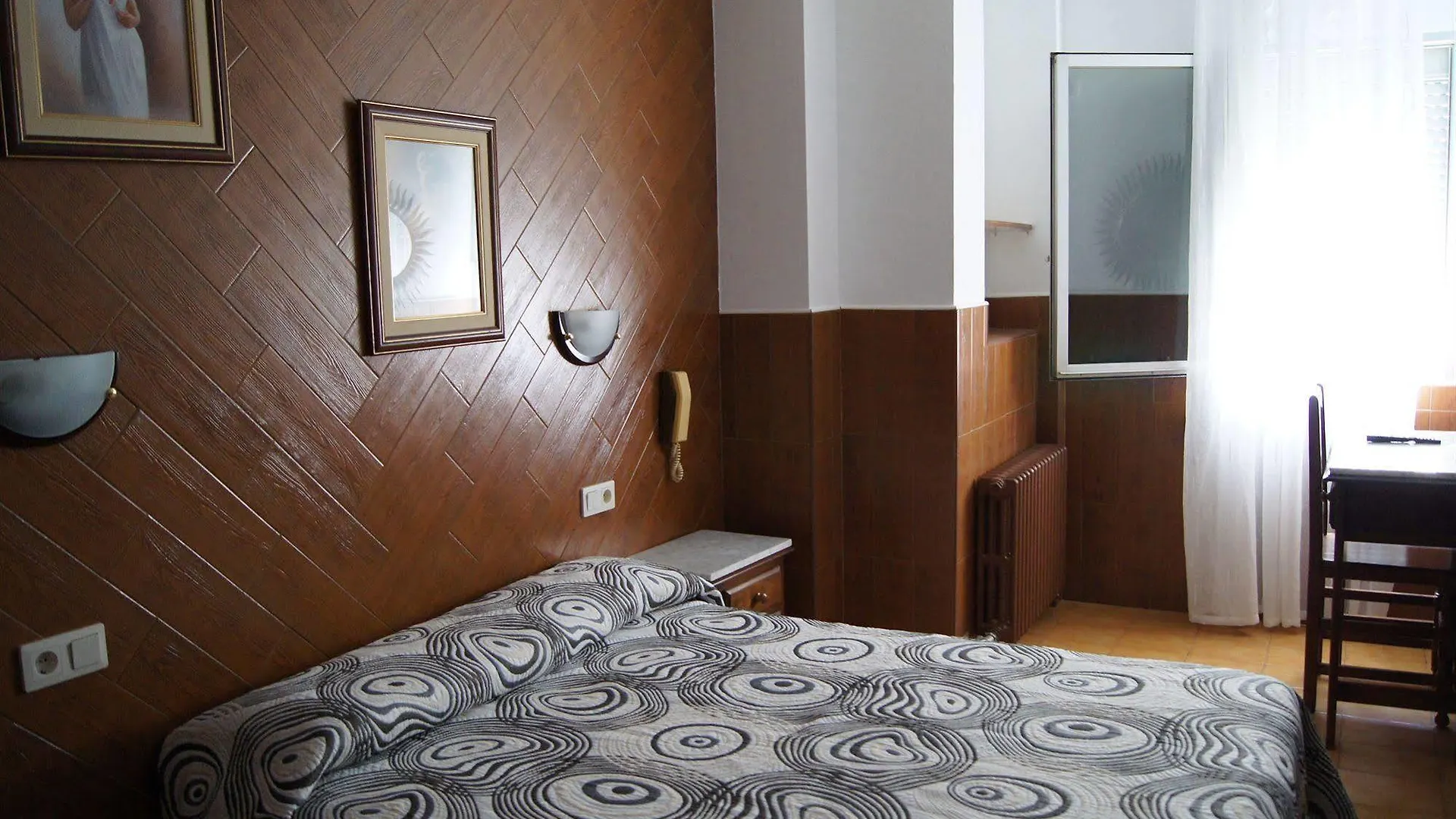 Hostal Sanmar Figueras